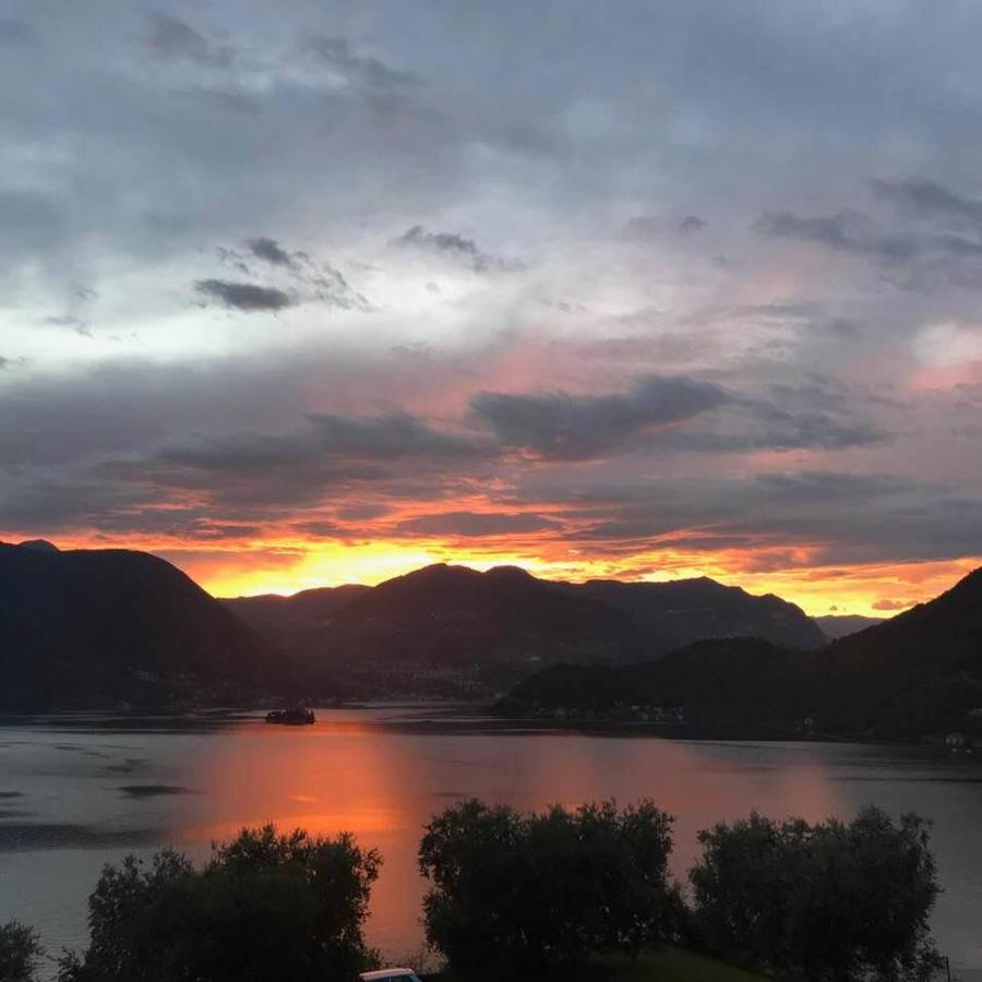 Appartamento Vista Lago D'Iseo Sulzano Eksteriør billede